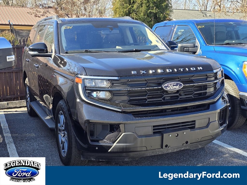 Used 2025 Ford Expedition Active SUV