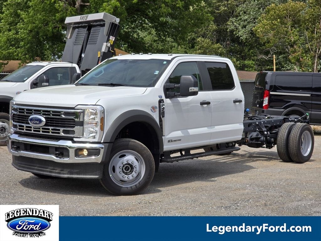New 2026 Ford F-450SD XL Truck Crew Cab