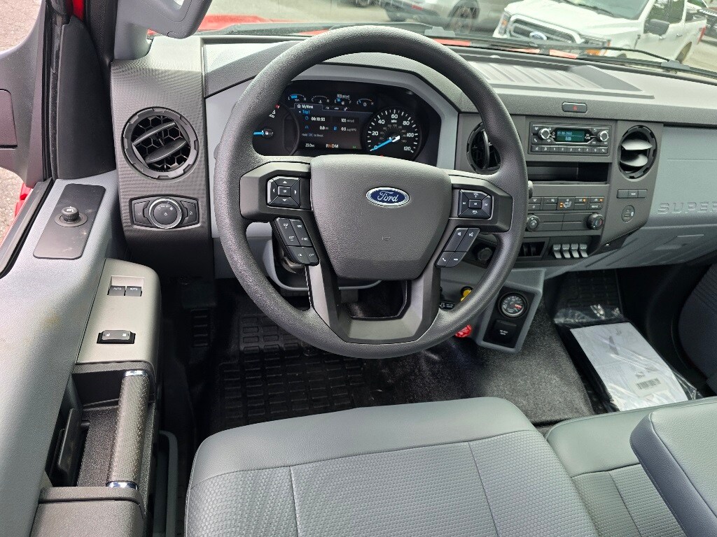 2026 Ford F-750 Base photo 3