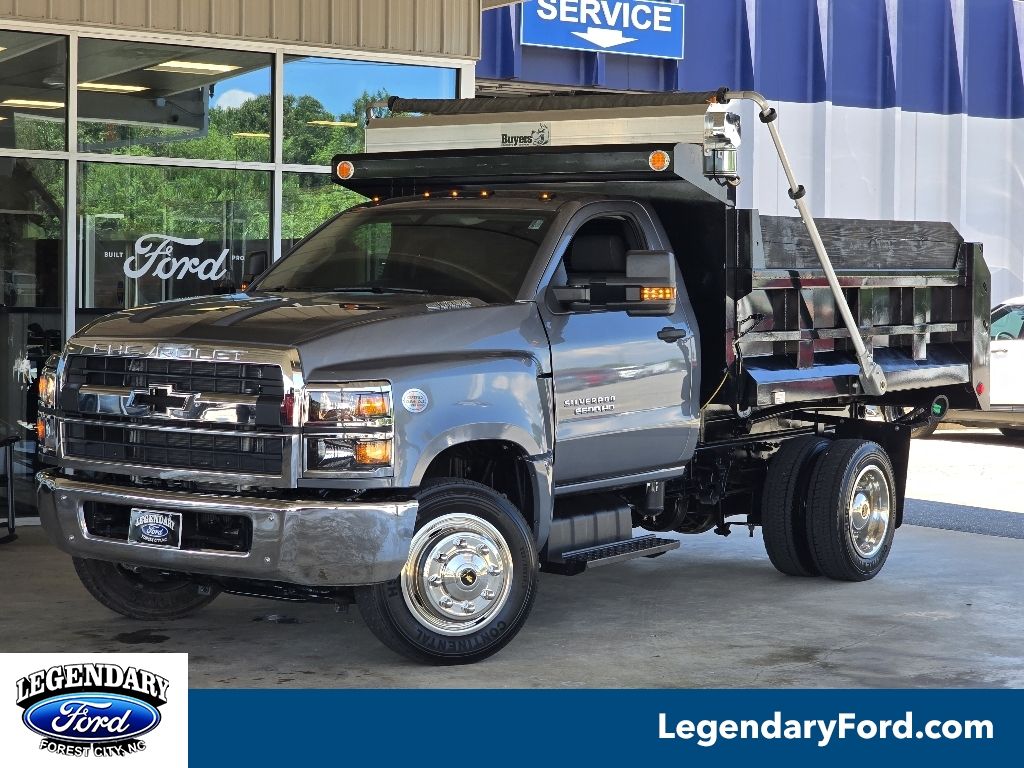 2022 Chevrolet Silverado 4500 Medium Duty Chassis Cab