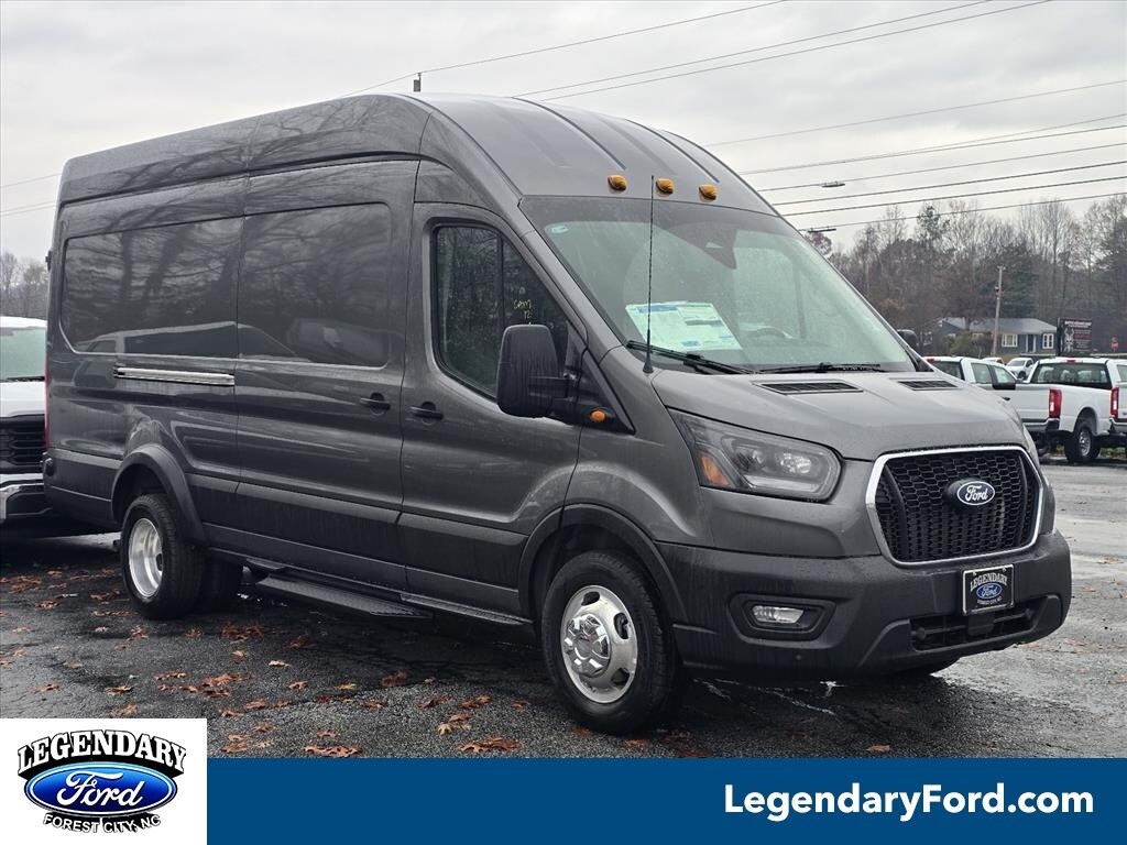 2026 Ford Transit photo 2