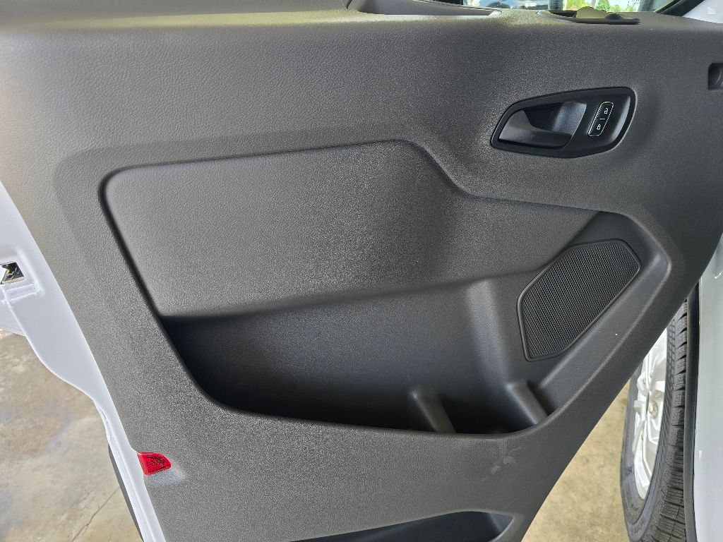 2025 Ford Transit Van Base - Photo 8