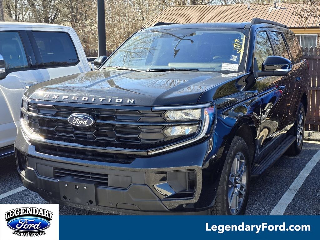 Used 2025 Ford Expedition Active SUV