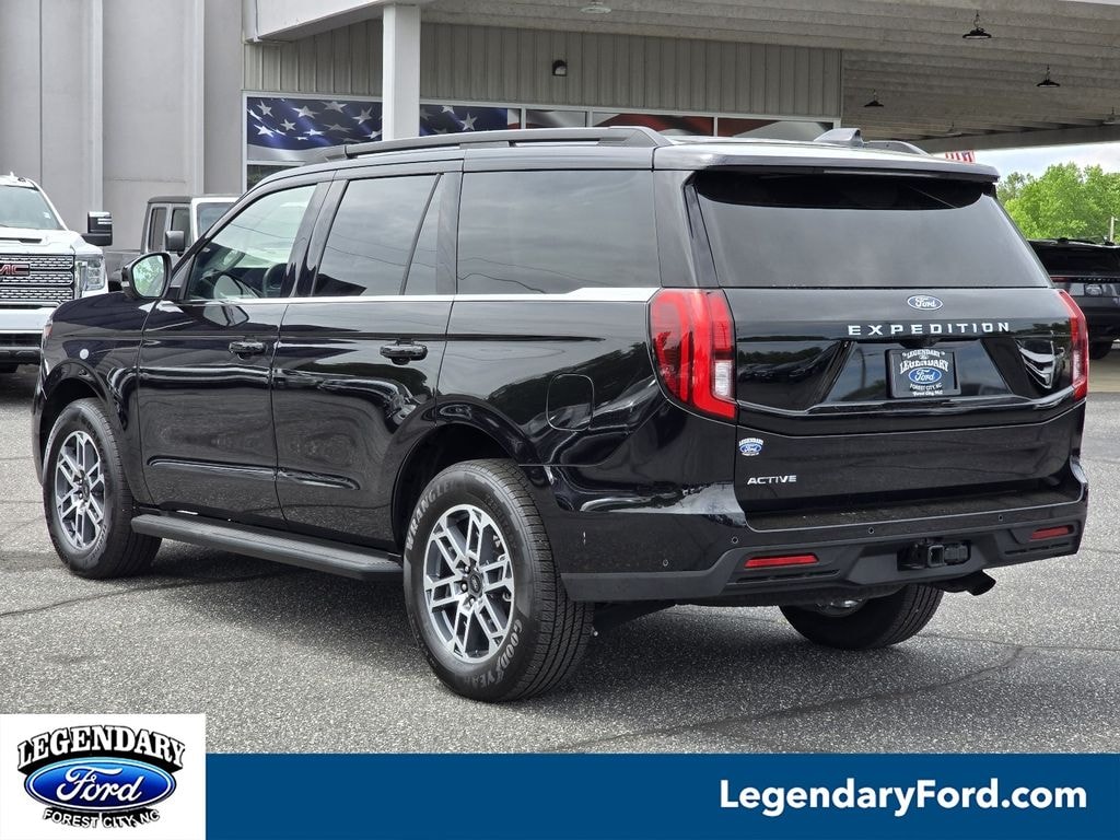 Used 2025 Ford Expedition Active SUV