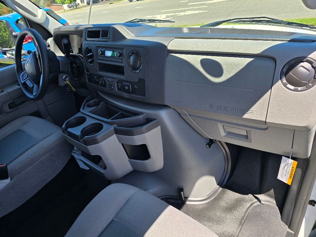 2026 Ford E-Series Cutaway Base - Photo 11