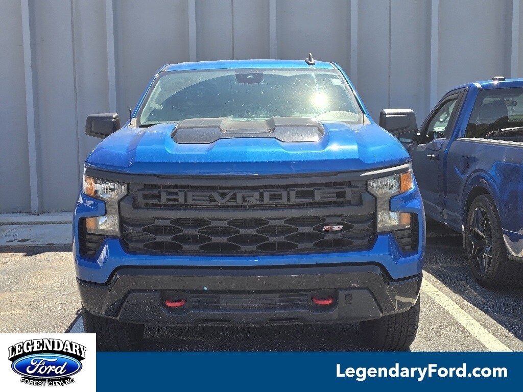 2022 Chevrolet Silverado 1500 Custom Trail Boss photo 2