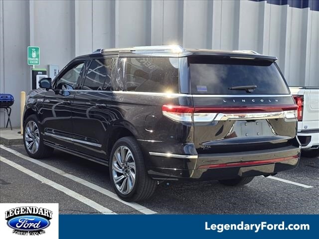 2023 Lincoln Navigator L Reserve photo 2