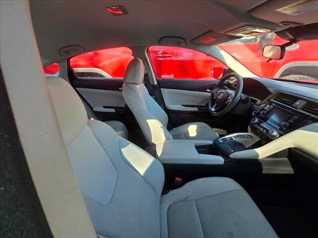 2019 Honda Insight LX photo 2