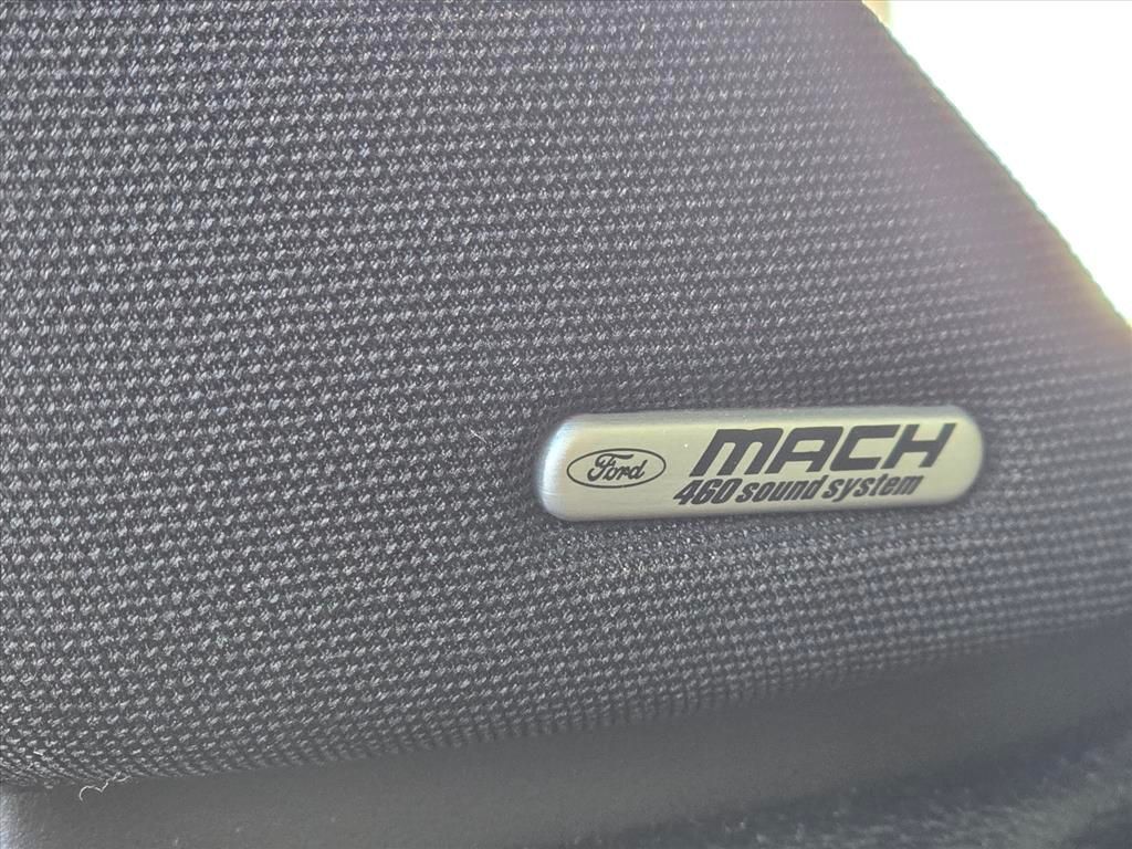 1994 Ford Mustang - Photo 11