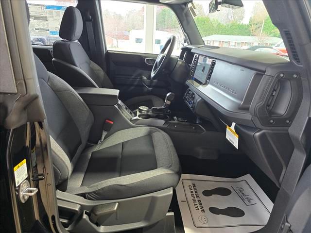 2025 Ford Bronco 4-Door Base - Photo 12