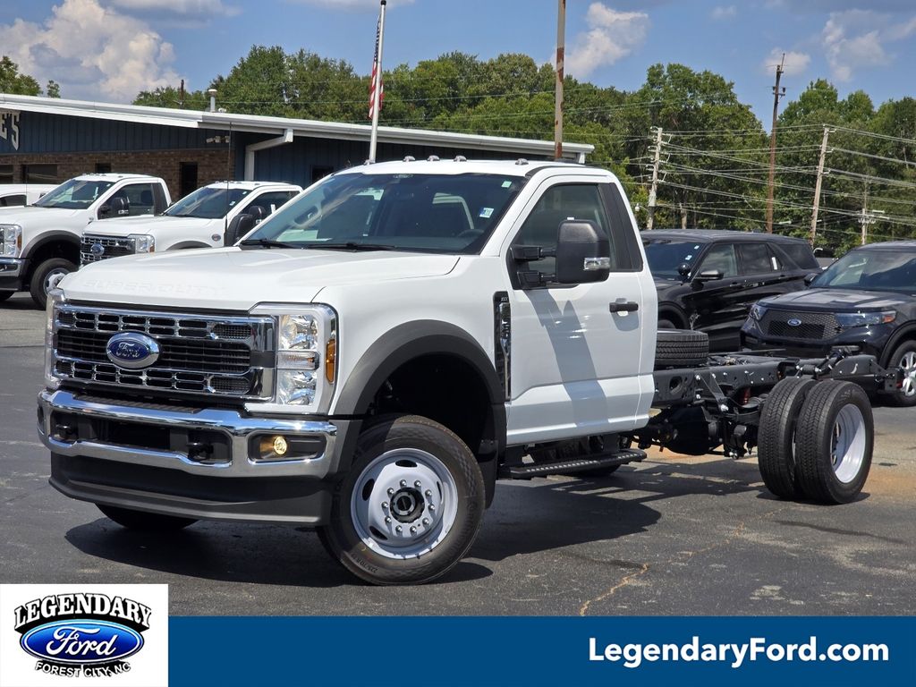 2026 Ford F-550 Super Duty Chassis Cab XLT