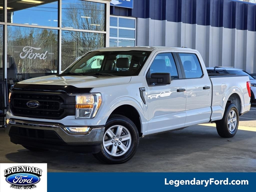 2022 Ford F-150 XL's photo
