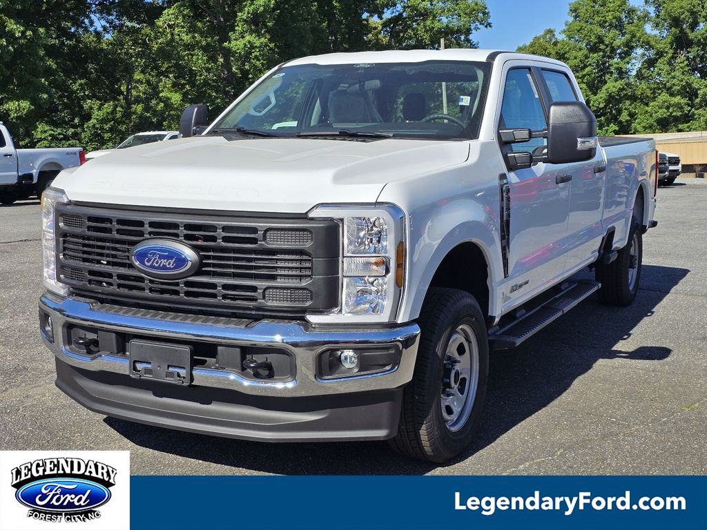 2026 Ford F-350 XL 4x4 Crew Cab 8' Box SRW's photo