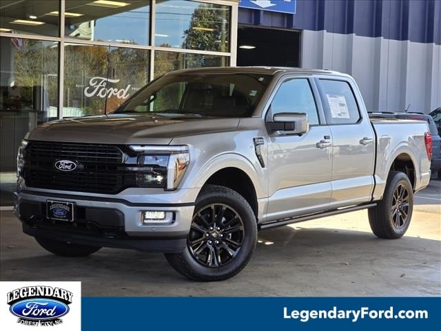 2025 Ford F-150 Platinum's photo