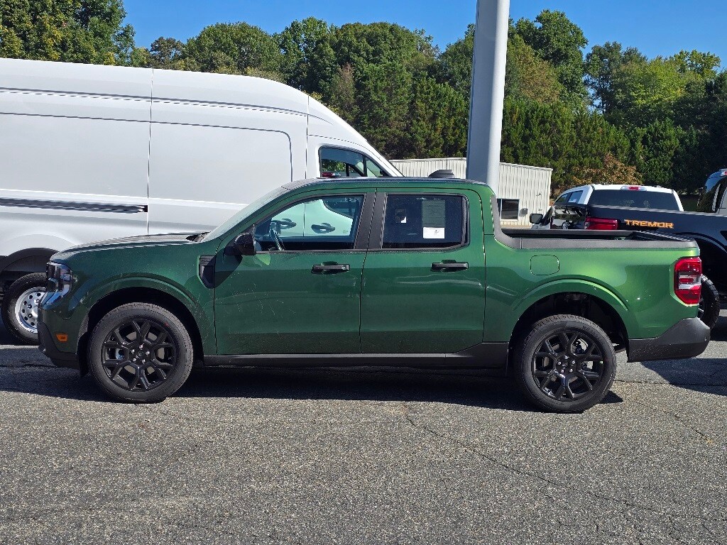 2025 Ford Maverick XLT photo 4