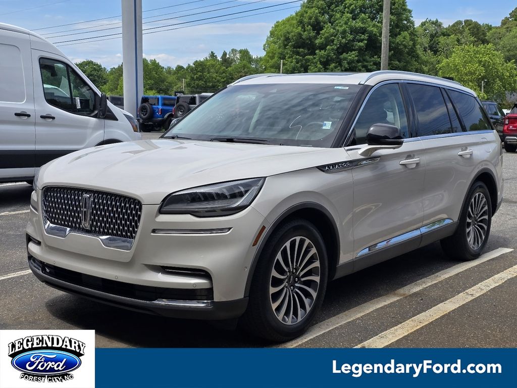 2022 Lincoln Aviator Reserve RWD's photo