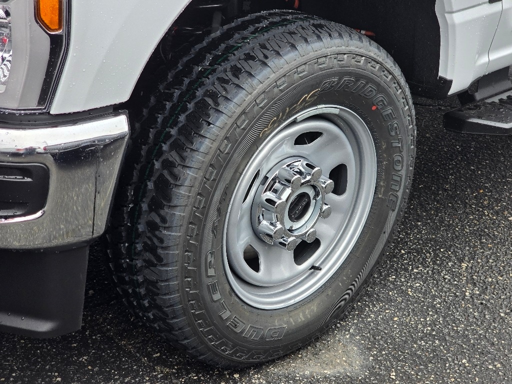 New 2026 Ford F-350 Chassis XL Truck Crew Cab