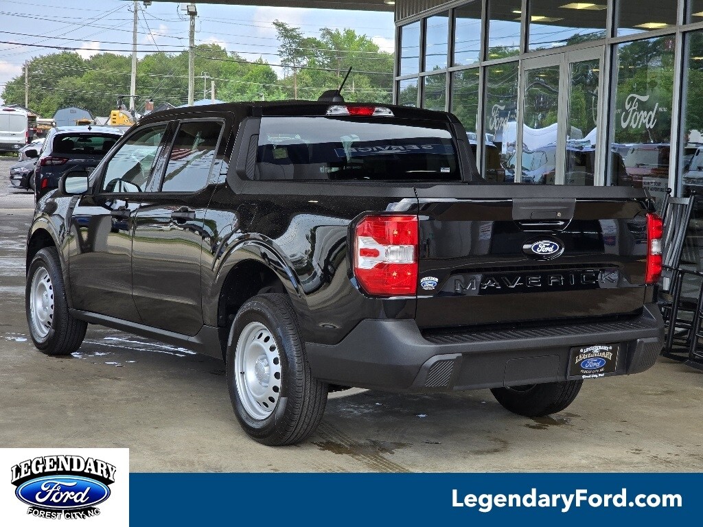 2025 Ford Maverick XL photo 2
