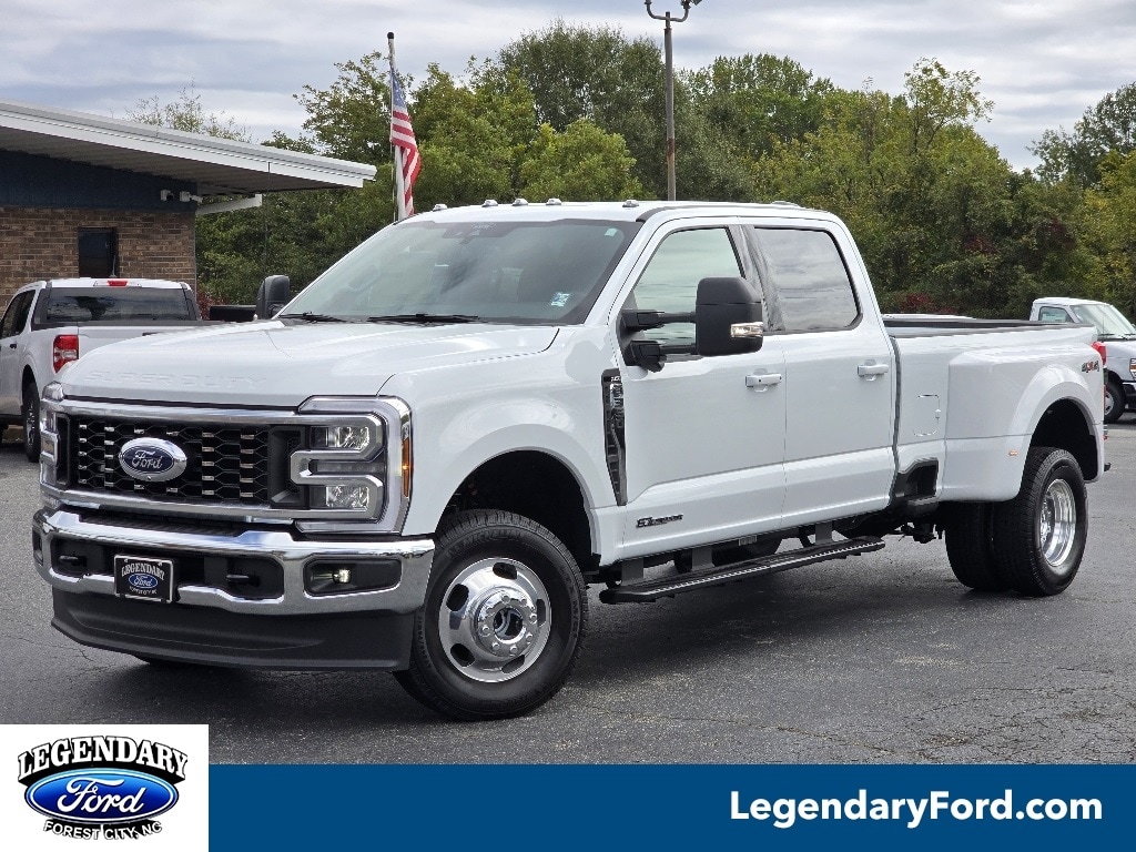 New 2026 Ford F-350 XLT Truck Crew Cab