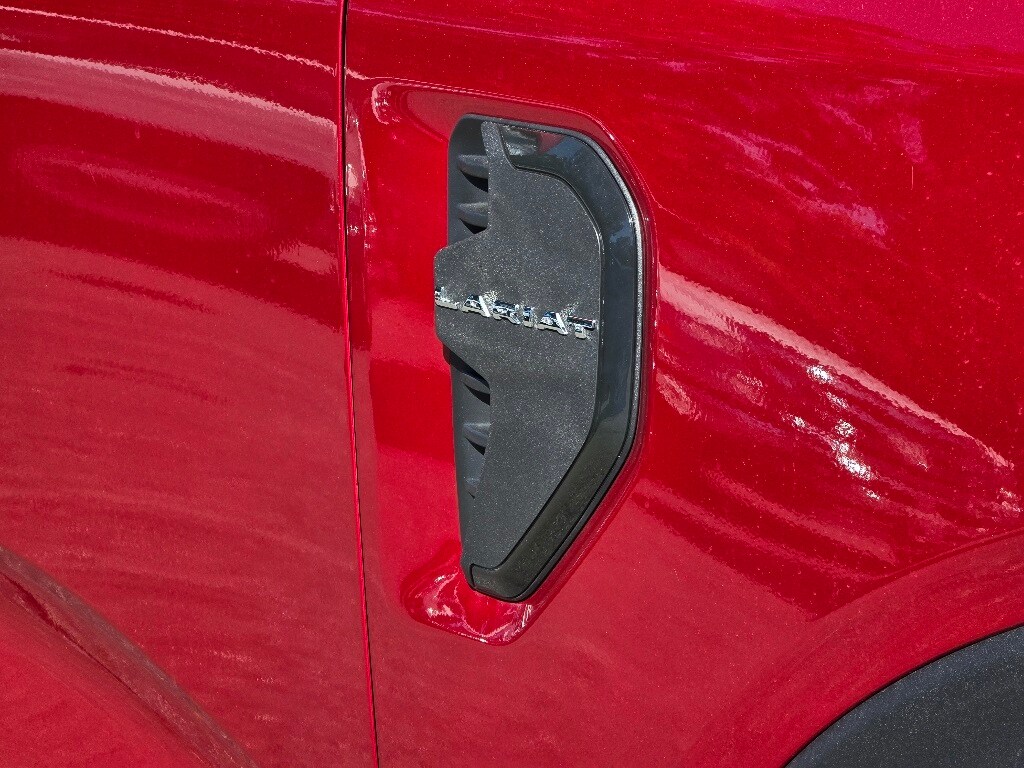2025 Ford Ranger Lariat photo 4