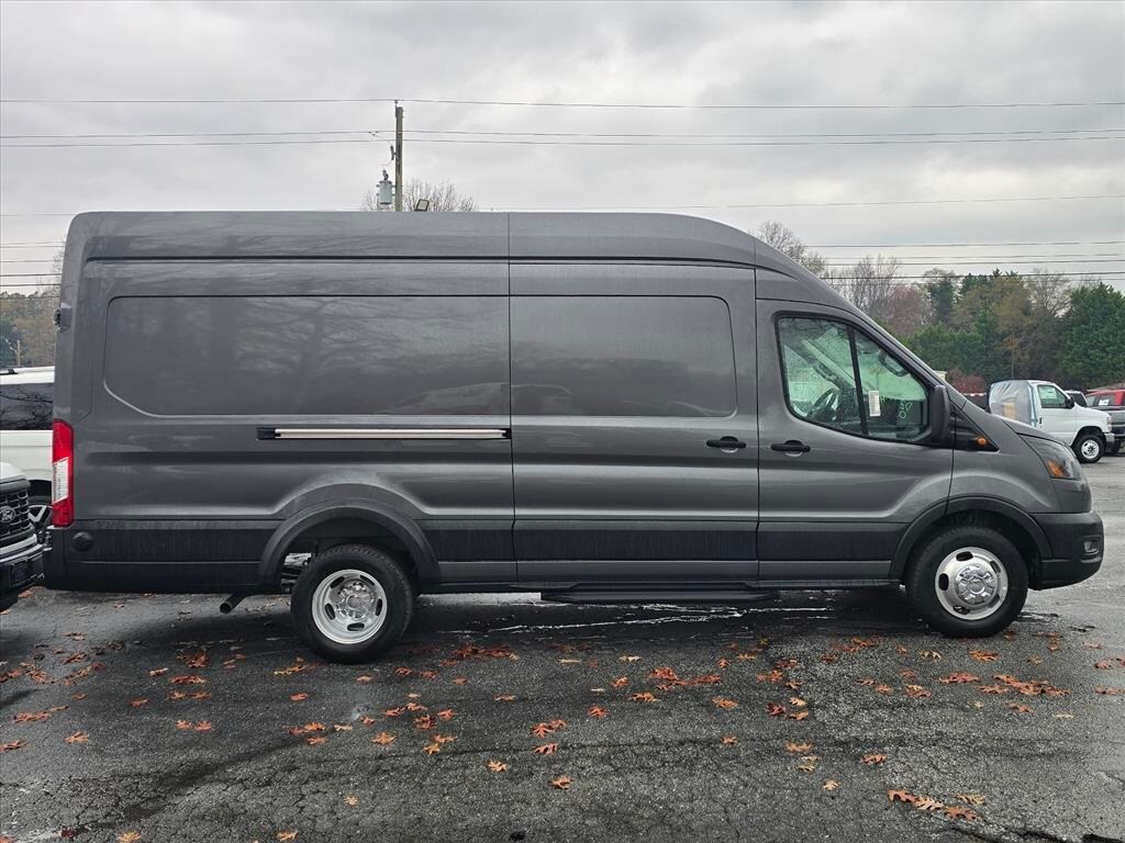 2026 Ford Transit photo 4