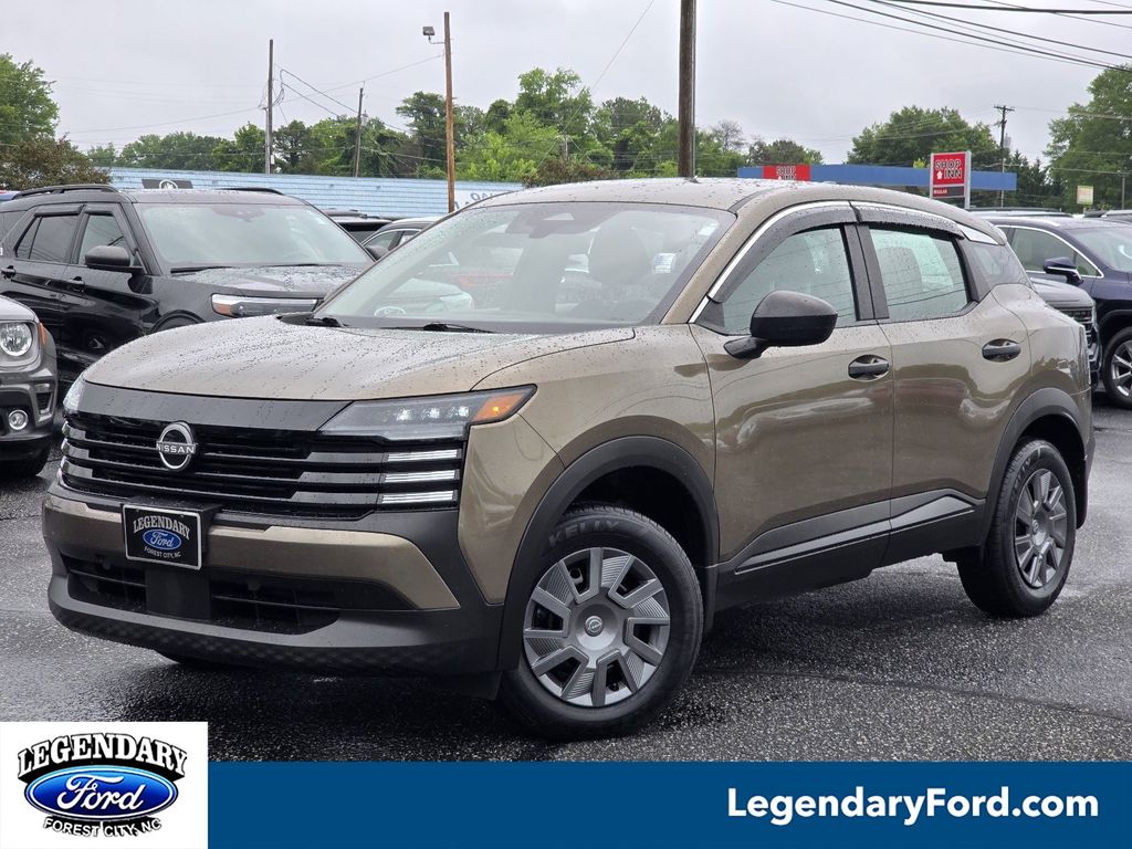 2025 Nissan Kicks 2.0 S's photo