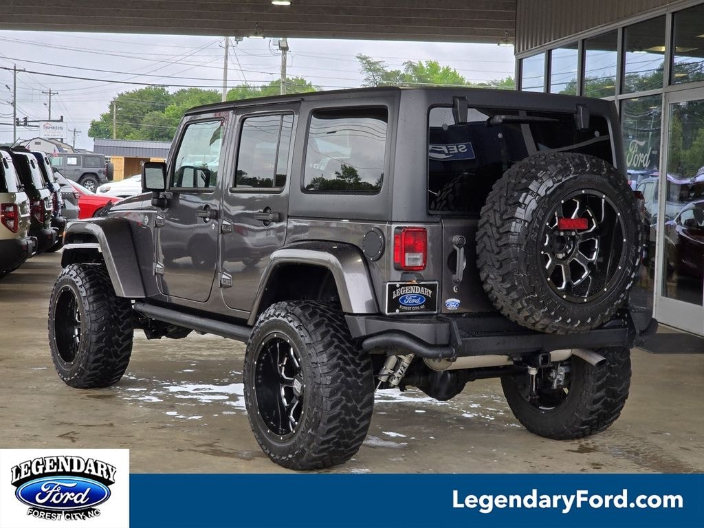Used 2016 Jeep Wrangler Unlimited Sahara SUV
