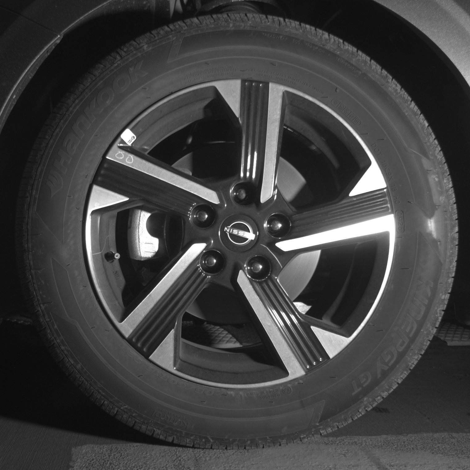 Thumbnail: 2025 Nissan Sentra - 9