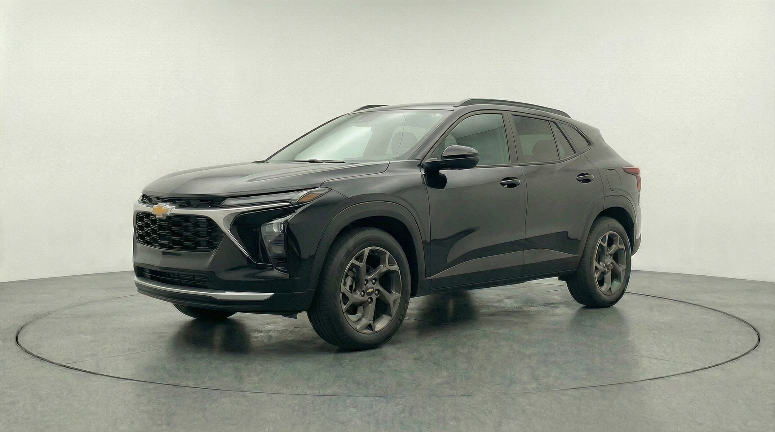 Thumbnail: 2025 Chevrolet Trax - 3