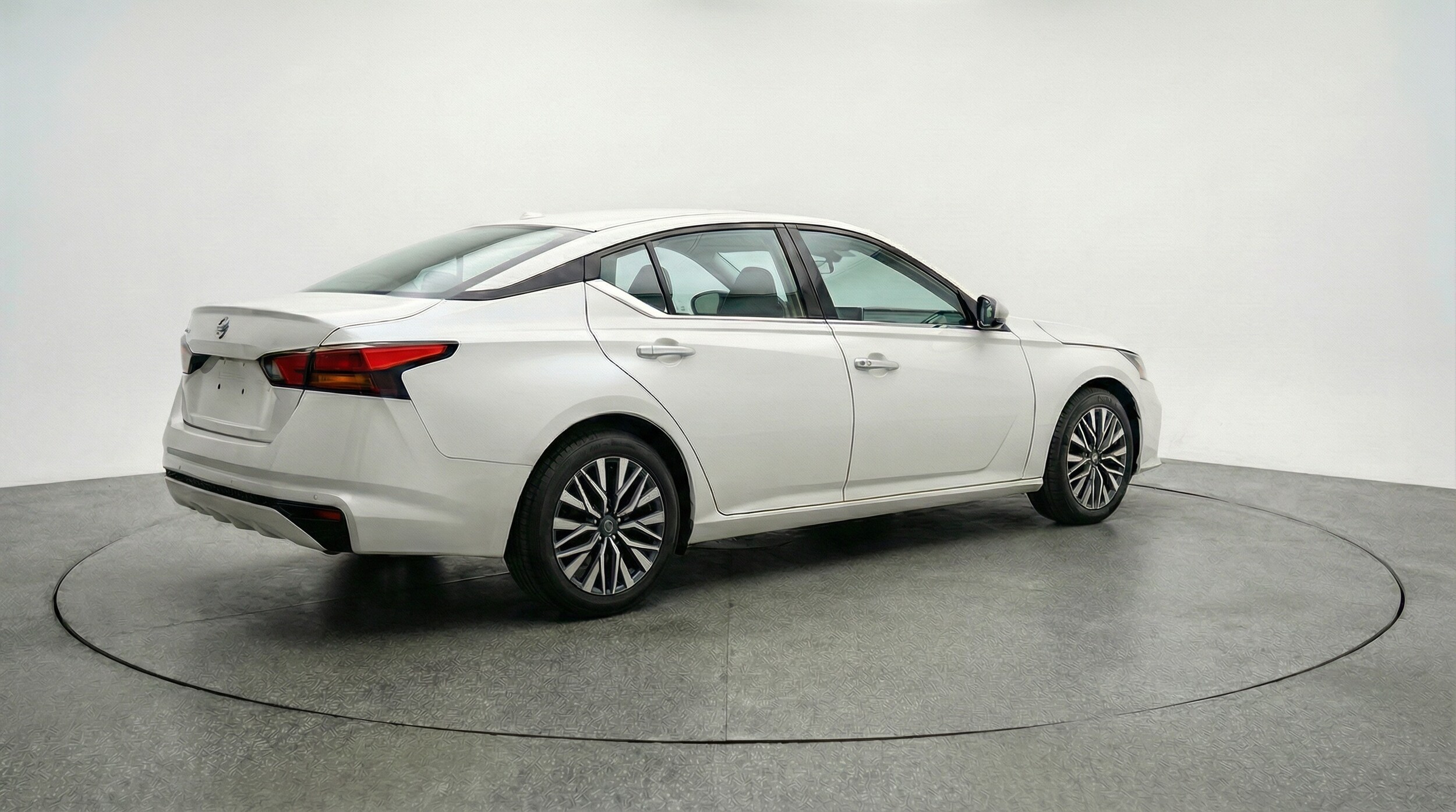 Thumbnail: 2025 Nissan Altima - 7