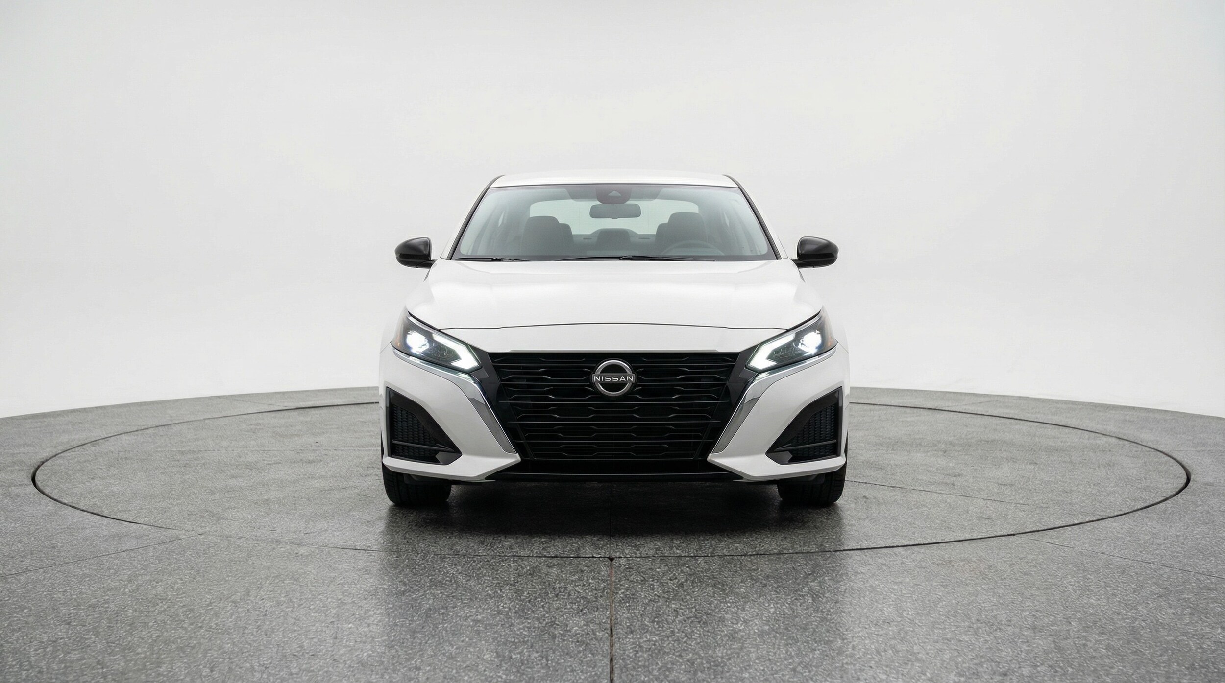 Thumbnail: 2025 Nissan Altima - 2