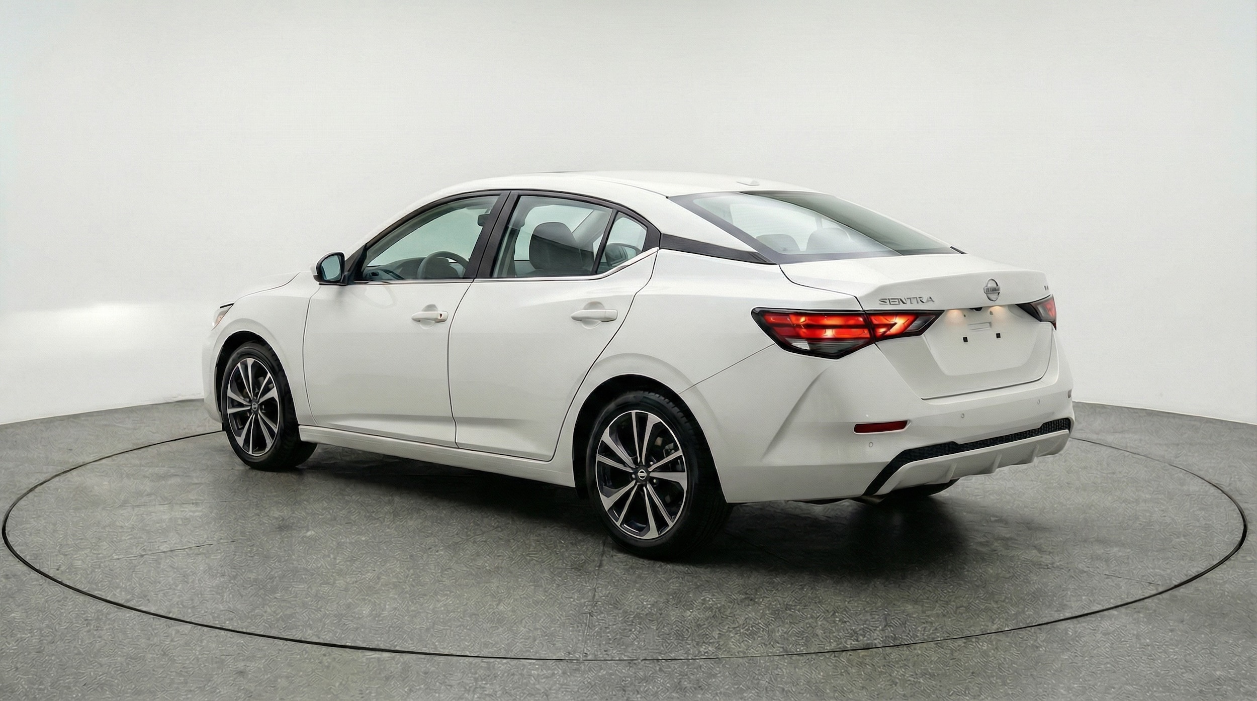 Thumbnail: 2025 Nissan Sentra - 5