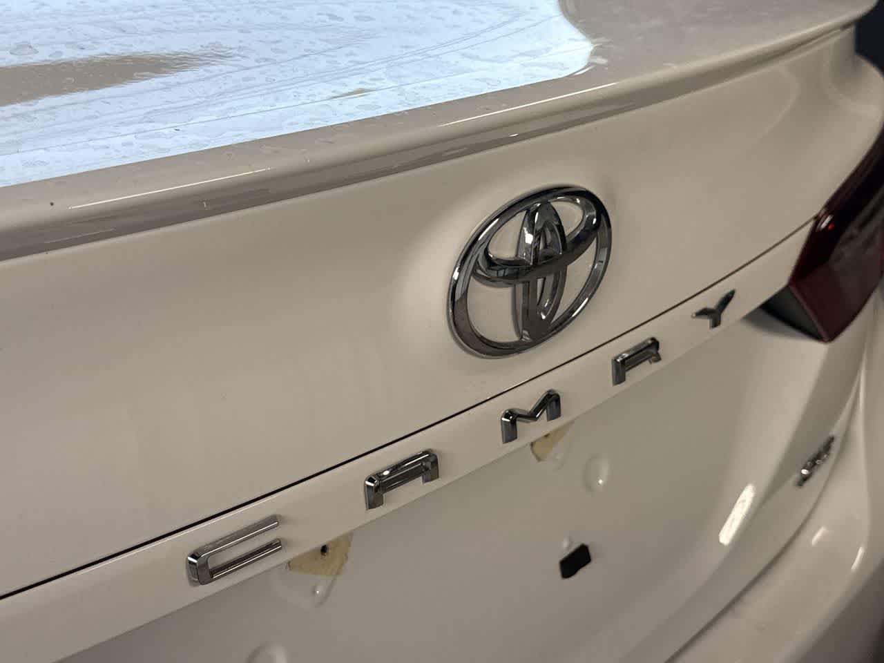 Thumbnail: 2024 Toyota Camry - 10