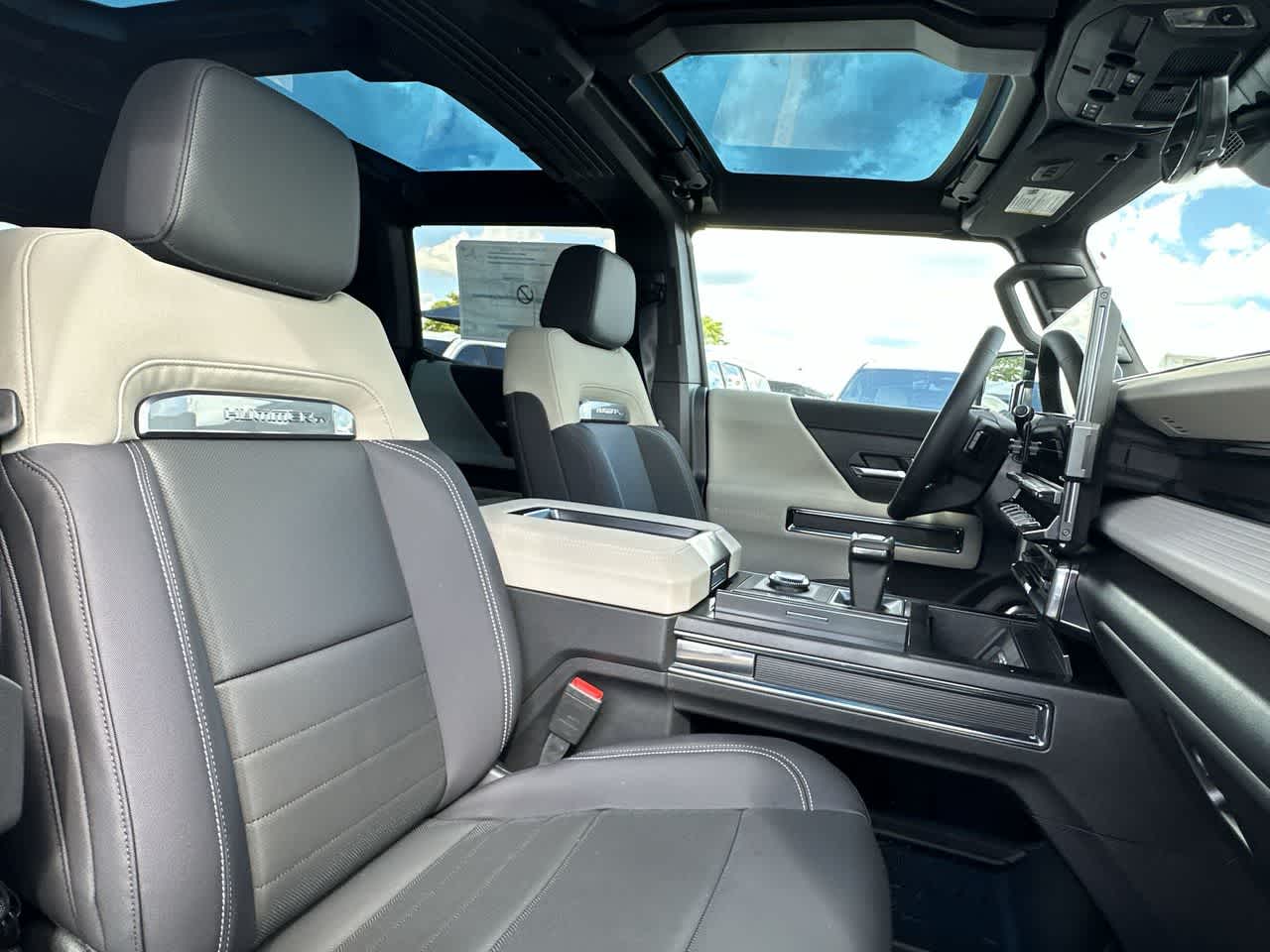 Thumbnail: 2026 GMC Hummer EV - 27