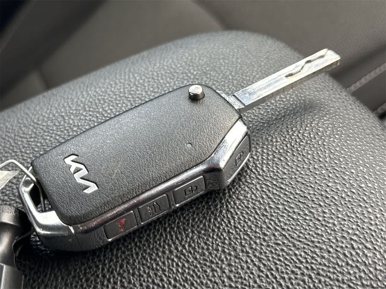 Thumbnail: 2024 Kia Forte - 28