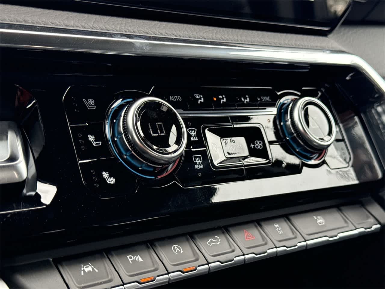 Thumbnail: 2026 GMC Sierra 1500 - 20