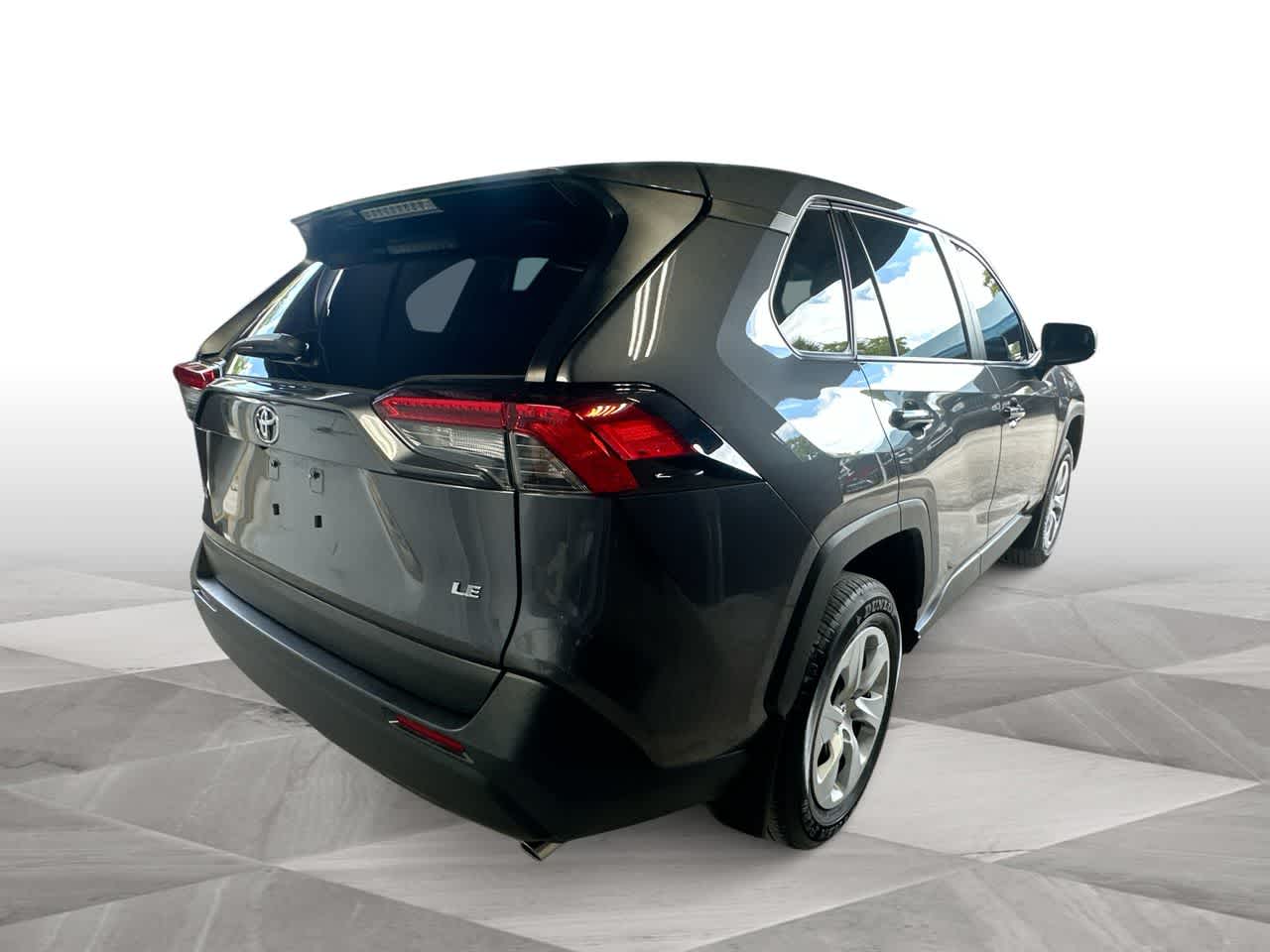 Thumbnail: 2024 Toyota RAV4 - 8