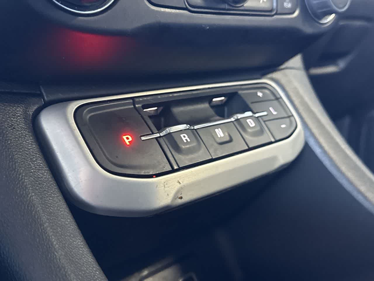 Thumbnail: 2023 GMC Acadia - 21