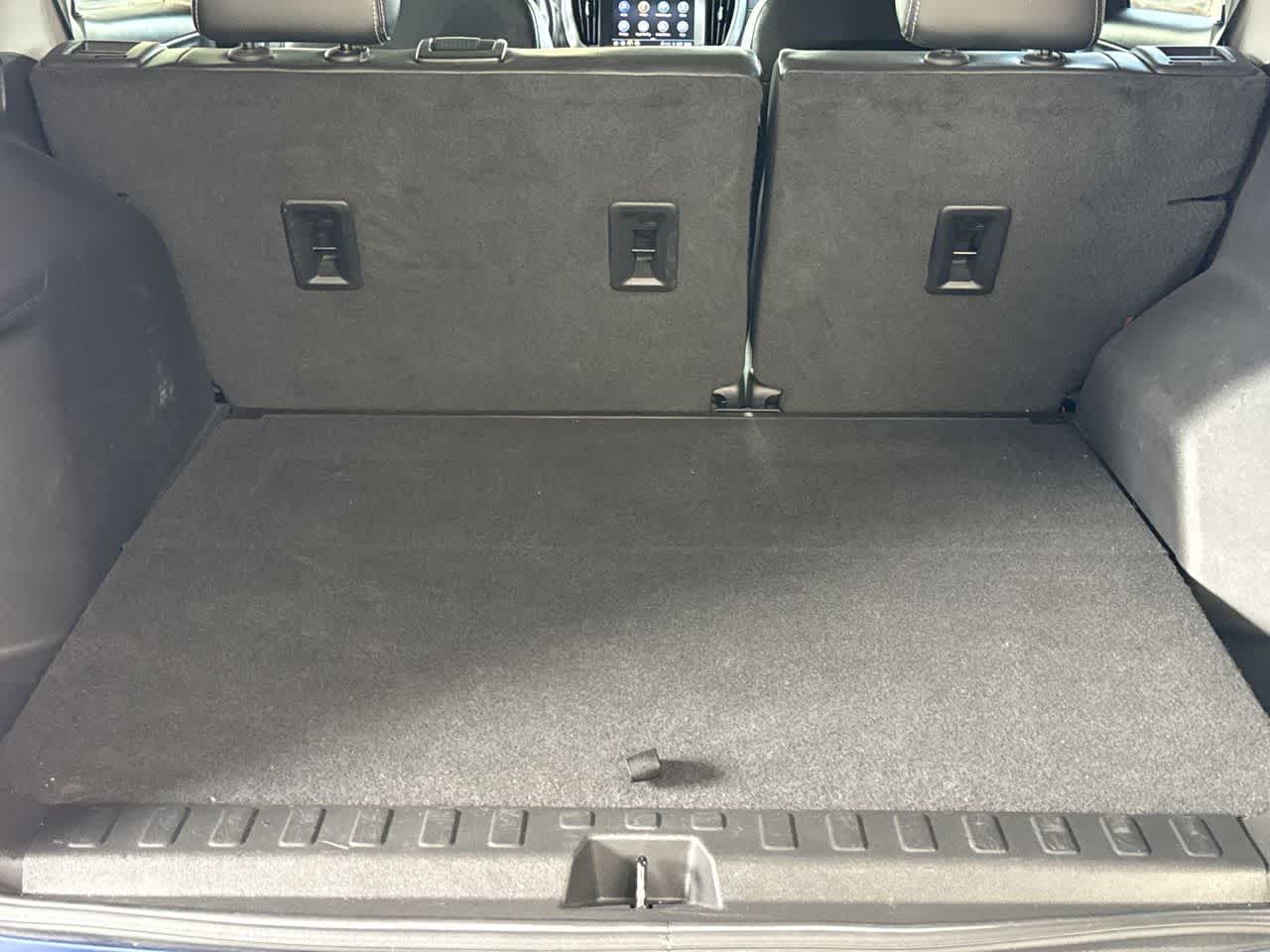 Thumbnail: 2023 GMC Terrain - 25