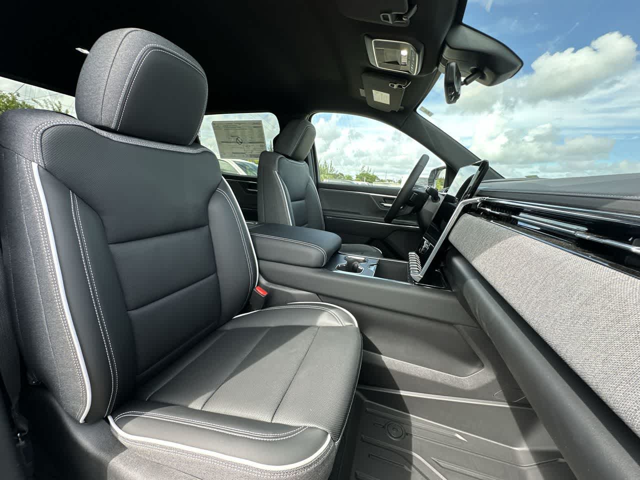 Thumbnail: 2026 GMC Sierra EV - 27