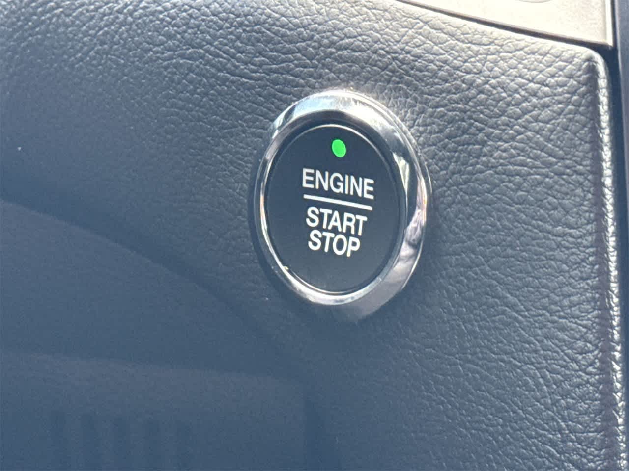 2022 Ford Edge  17