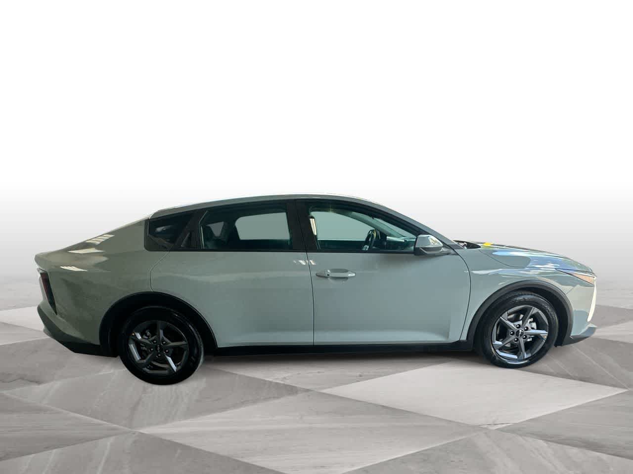 Thumbnail: 2025 Kia K4 - 9