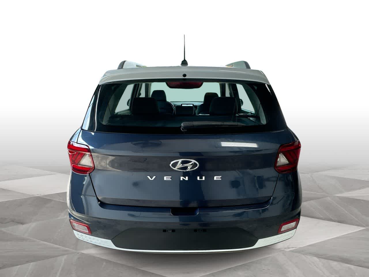 Thumbnail: 2023 Hyundai Venue - 7