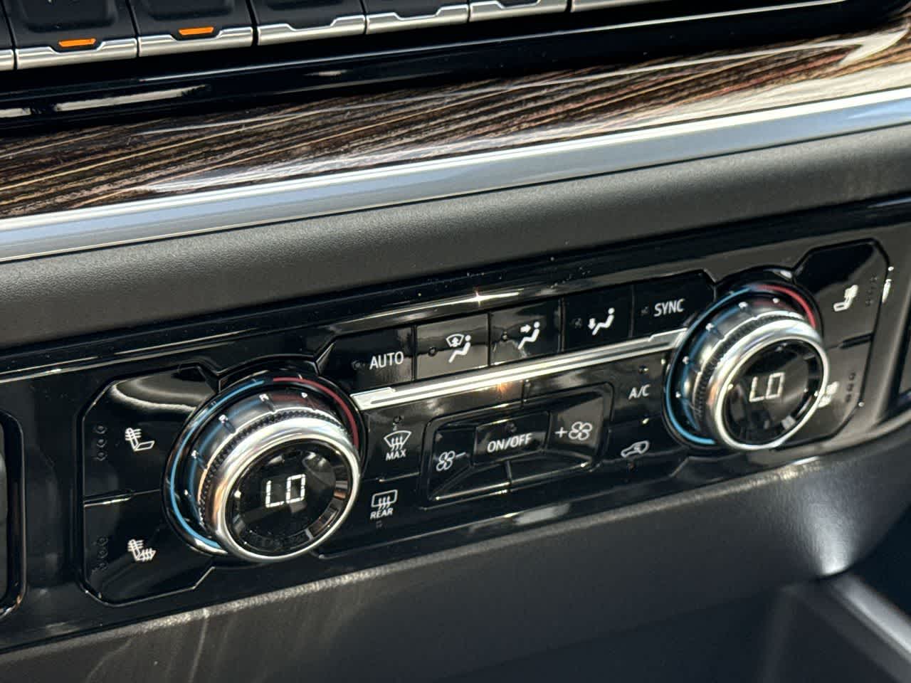 Thumbnail: 2026 GMC Sierra 1500 - 20