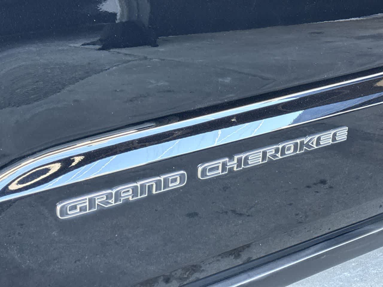 Thumbnail: 2021 Jeep Grand Cherokee - 10