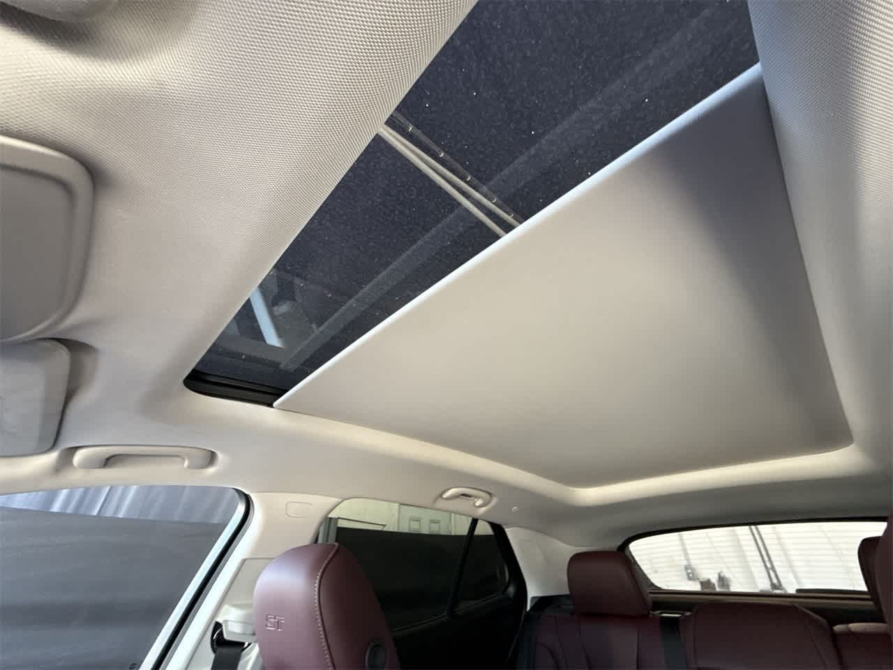 Thumbnail: 2025 Buick Envision - 17