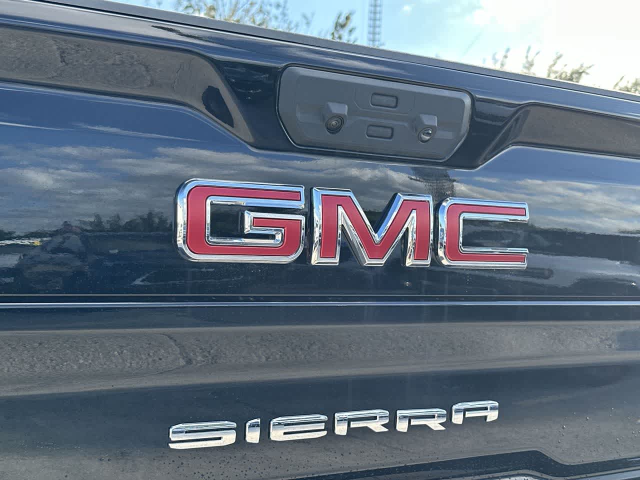 Thumbnail: 2026 GMC Sierra 2500 - 10