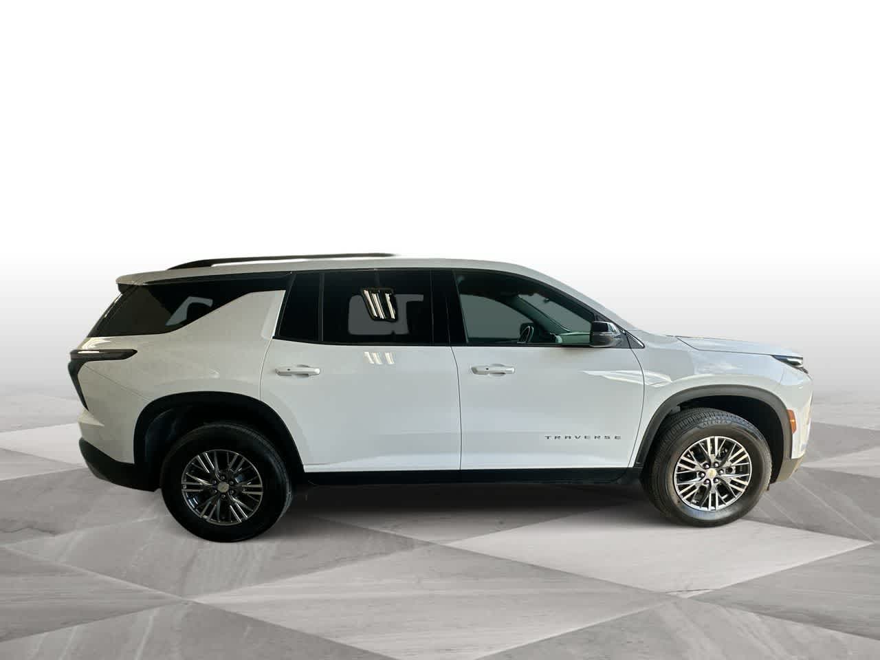 Thumbnail: 2025 Chevrolet Traverse - 9