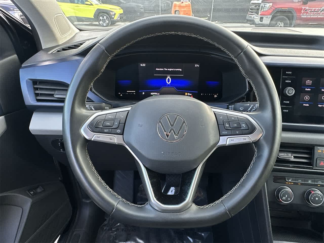 Thumbnail: 2022 Volkswagen Taos - 14