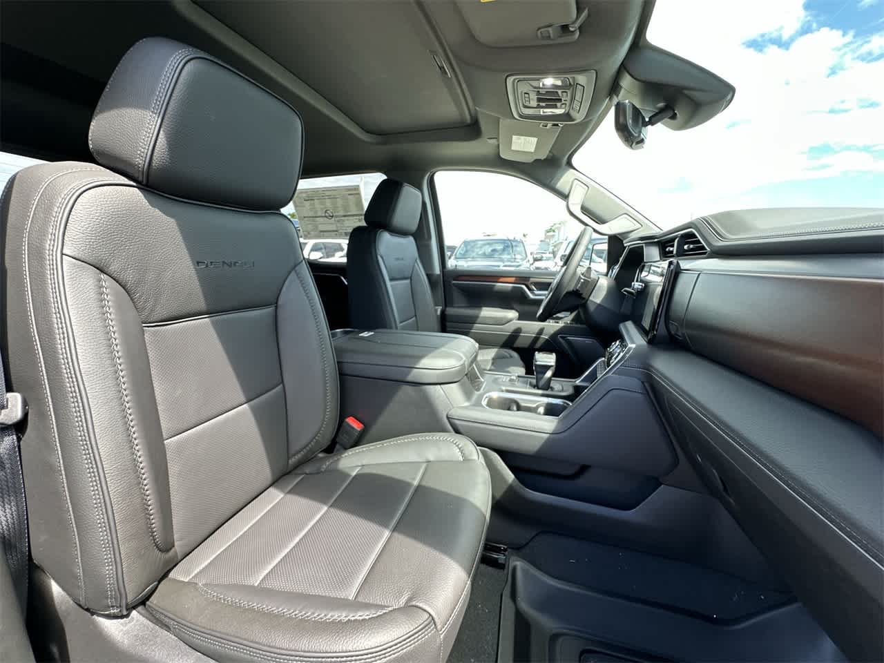 Thumbnail: 2026 GMC Sierra 1500 - 27